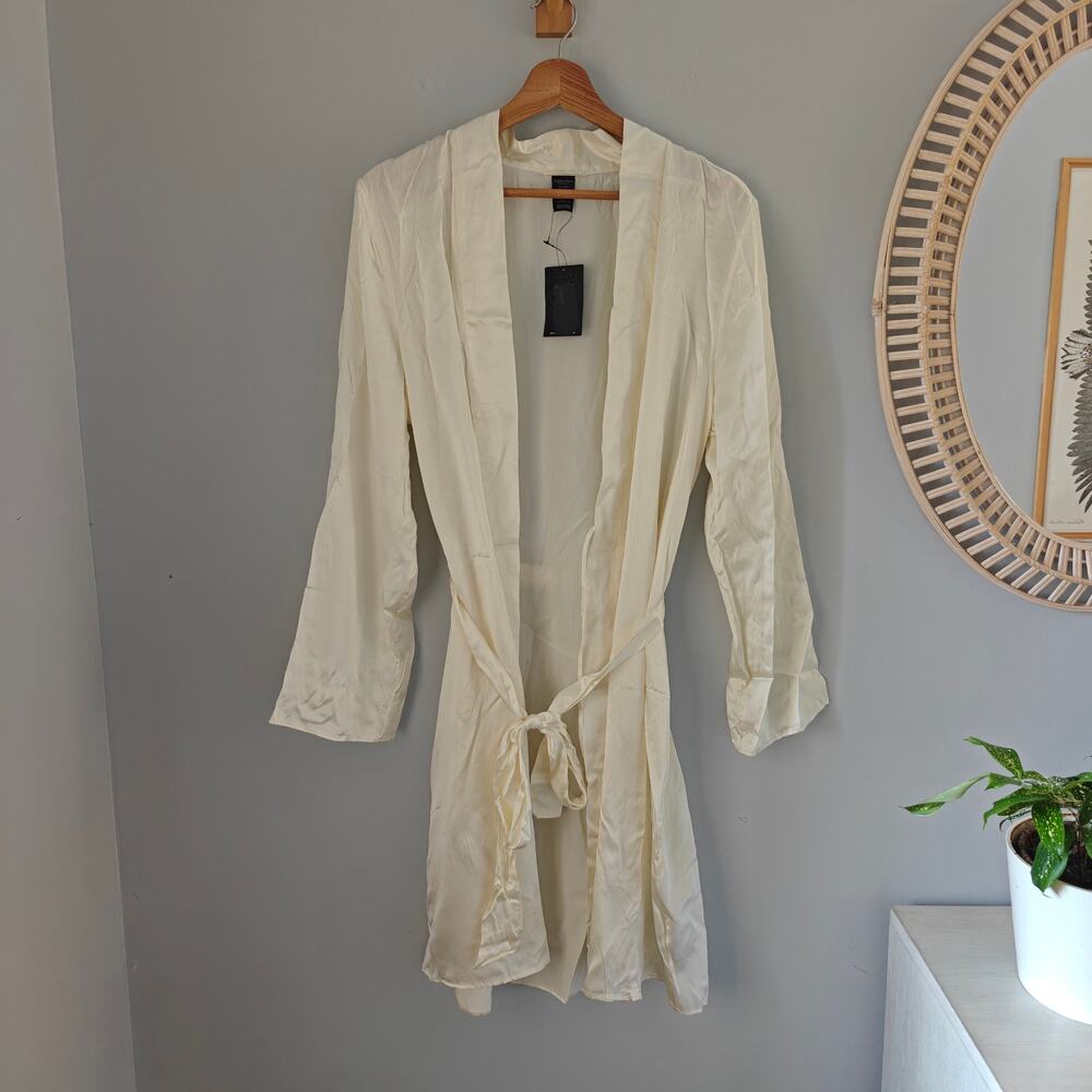 Calvin Klein CK Black 100% Silk Ivory Robe M/L NWT Bridal Lounge $180
